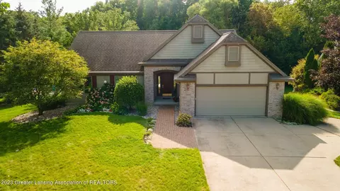 13155 Starwood Ln, Dewitt, MI 48820
