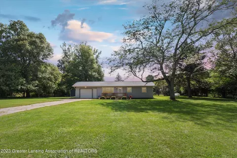 4691 Kinneville Rd, Onondaga, MI 49264