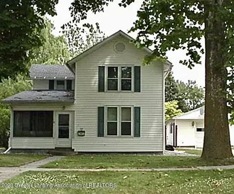 703 S Church St, Saint Johns, MI 48879