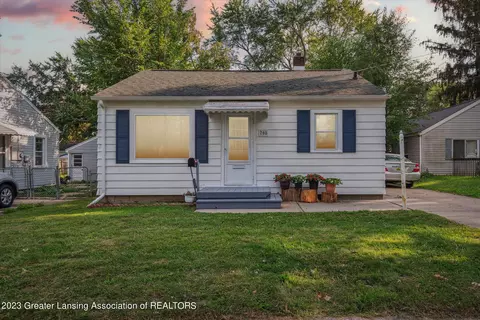 708 Denver St, Lansing, MI 48910