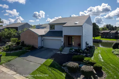 2455 Emerald Lake Dr, East Lansing, MI 48823