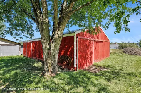 10190 W Chadwick Rd, Eagle, MI 48822 photo 9