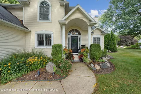 619 Looking Glass Glen Dr, Dewitt, MI 48820 photo 4