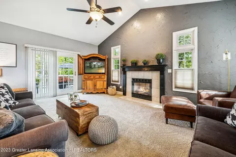 619 Looking Glass Glen Dr, Dewitt, MI 48820 photo 9