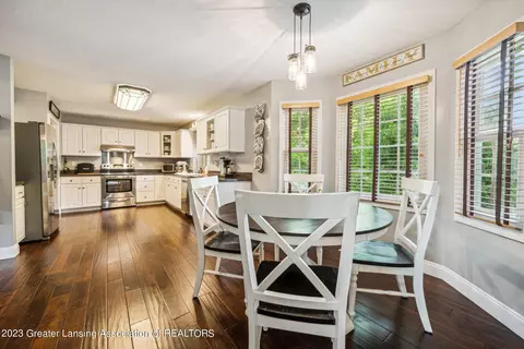 619 Looking Glass Glen Dr, Dewitt, MI 48820 photo 20