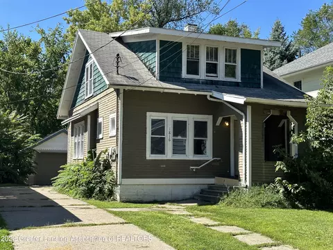1816 Ada St, Lansing, MI 48910