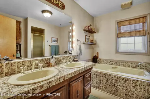 123 E Shaw St, Charlotte, MI 48813 photo 38