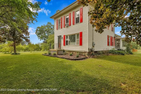 1265 E Howe Rd, Dewitt, MI 48820