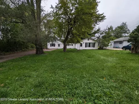 1180 Hannah Ave, Lansing, MI 48906