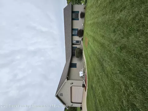 2337 Island Hwy, Charlotte, MI 48813