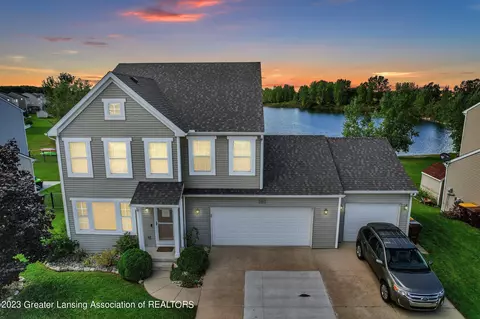 184 Lake Ridge Dr, Mason, MI 48854
