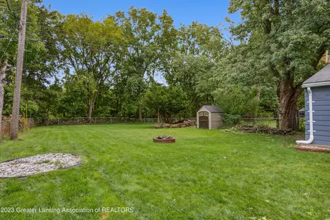 4005 Devonshire Ave, Lansing, MI 48910 photo 28