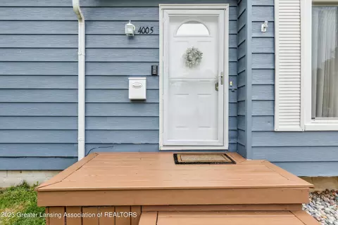 4005 Devonshire Ave, Lansing, MI 48910 photo 3
