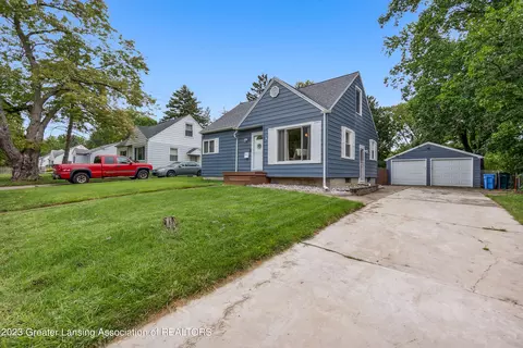 4005 Devonshire Ave, Lansing, MI 48910 photo 2