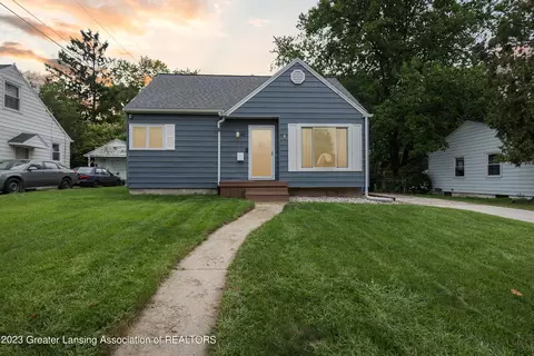 4005 Devonshire Ave, Lansing, MI 48910