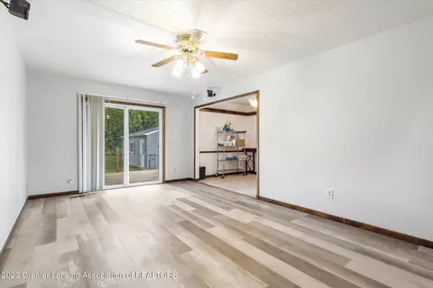 504 N Dibble Ave, Lansing, MI 48917 photo 8