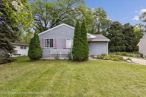 504 N Dibble Ave, Lansing, MI 48917 photo 2