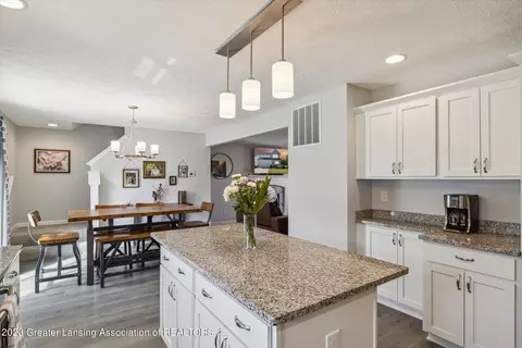 4151 Presidents Way, Dewitt, MI 48820 photo 14