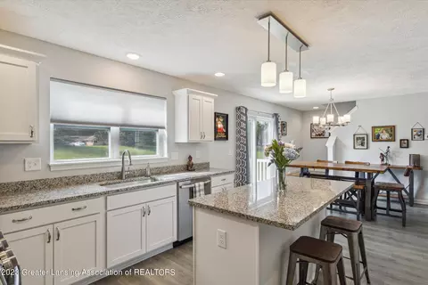 4151 Presidents Way, Dewitt, MI 48820 photo 13