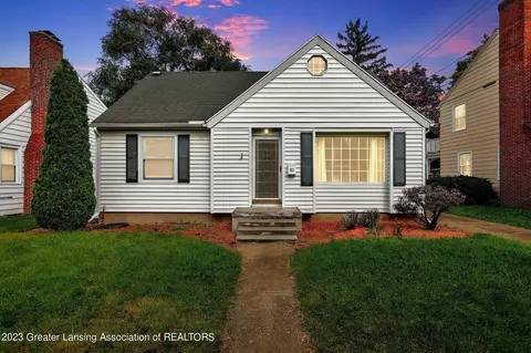 611 Elizabeth St, East Lansing, MI 48823