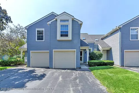 1715 Whitegate Ln, East Lansing, MI 48823