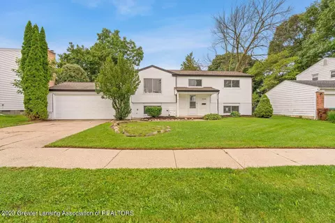 2510 Heights Ave, Lansing, MI 48912