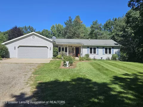 8181 E Spicerville Hwy, Eaton Rapids, MI 48827