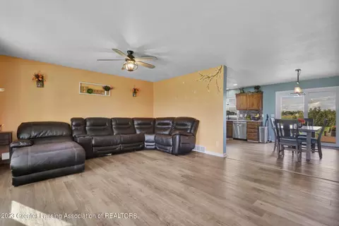 4141 E Jason Rd, Saint Johns, MI 48879 photo 12