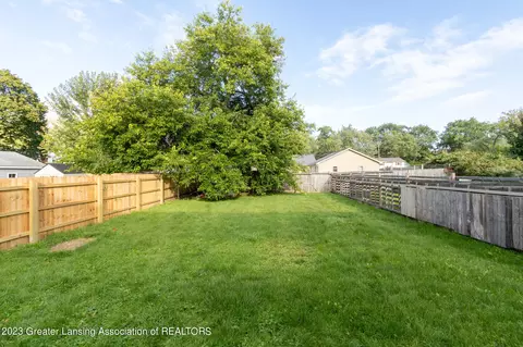 1896 Maple St, Holt, MI 48842 photo 36
