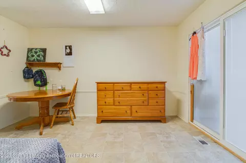 1896 Maple St, Holt, MI 48842 photo 8