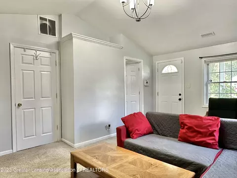 6501 Cooper Rd, Lansing, MI 48911 photo 7