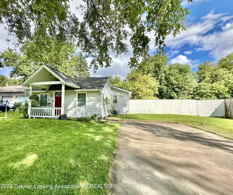 6501 Cooper Rd, Lansing, MI 48911 photo 3