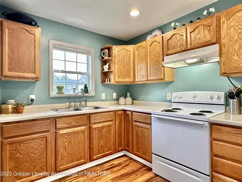 6501 Cooper Rd, Lansing, MI 48911 photo 21