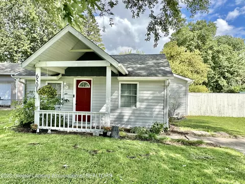 6501 Cooper Rd, Lansing, MI 48911 photo 2