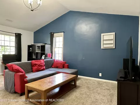 6501 Cooper Rd, Lansing, MI 48911 photo 9