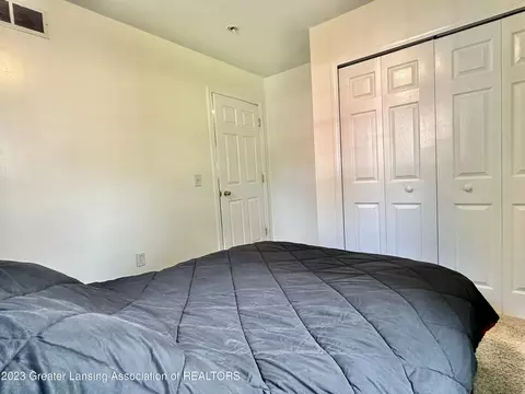 6501 Cooper Rd, Lansing, MI 48911 photo 33