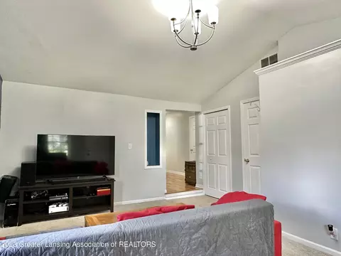 6501 Cooper Rd, Lansing, MI 48911 photo 12
