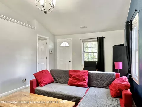 6501 Cooper Rd, Lansing, MI 48911 photo 8