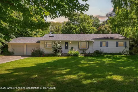 4590 Seneca Dr, Okemos, MI 48864