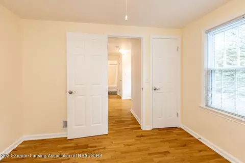 1425 Clifton Ave, Lansing, MI 48910 photo 33