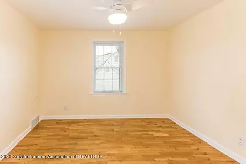 1425 Clifton Ave, Lansing, MI 48910 photo 32
