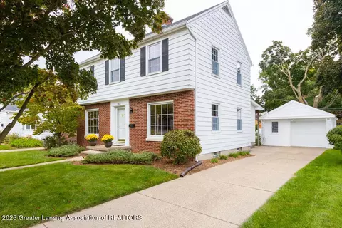 1425 Clifton Ave, Lansing, MI 48910 photo 2