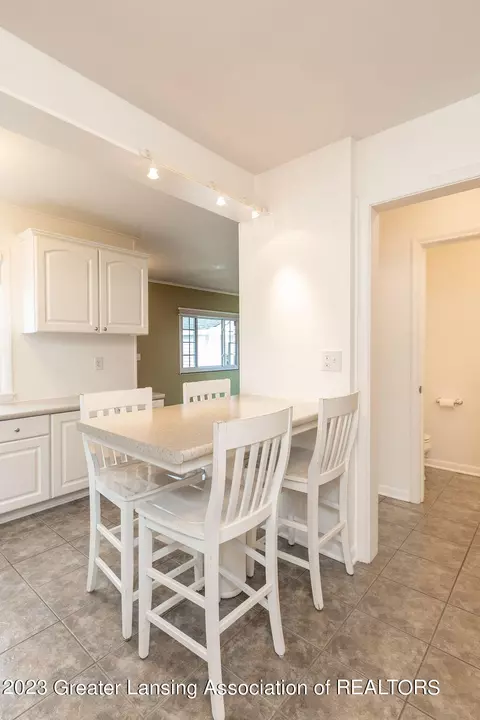 1425 Clifton Ave, Lansing, MI 48910 photo 16