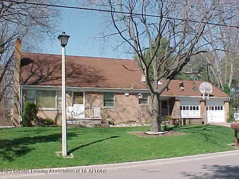1523 Melrose Ave, East Lansing, MI 48823