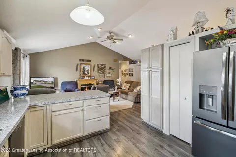 474 E Cronk Rd, Owosso, MI 48867 photo 9