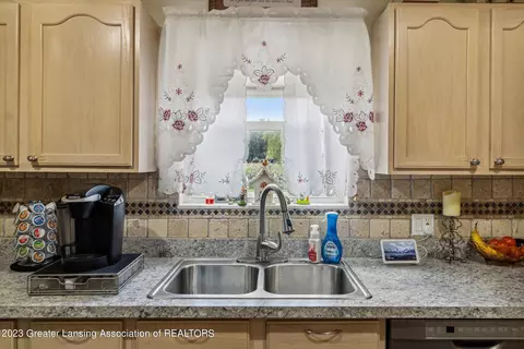 474 E Cronk Rd, Owosso, MI 48867 photo 11