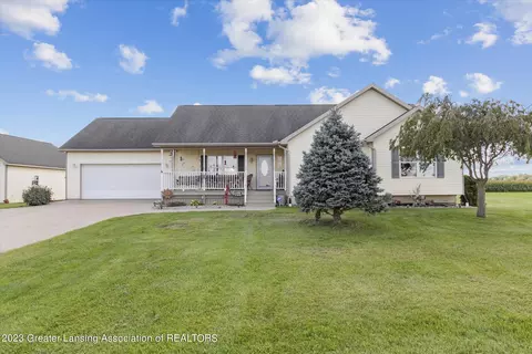 474 E Cronk Rd, Owosso, MI 48867