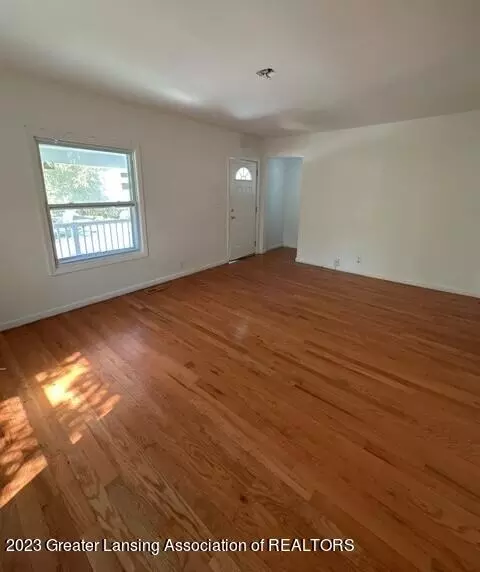 115 Huron St, Lansing, MI 48915 photo 3
