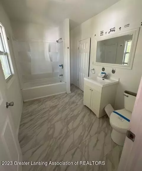 115 Huron St, Lansing, MI 48915 photo 8