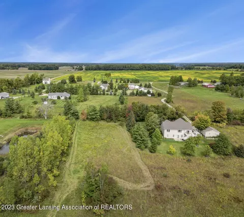 4975 W Cutler Rd, Dewitt, MI 48820 photo 1